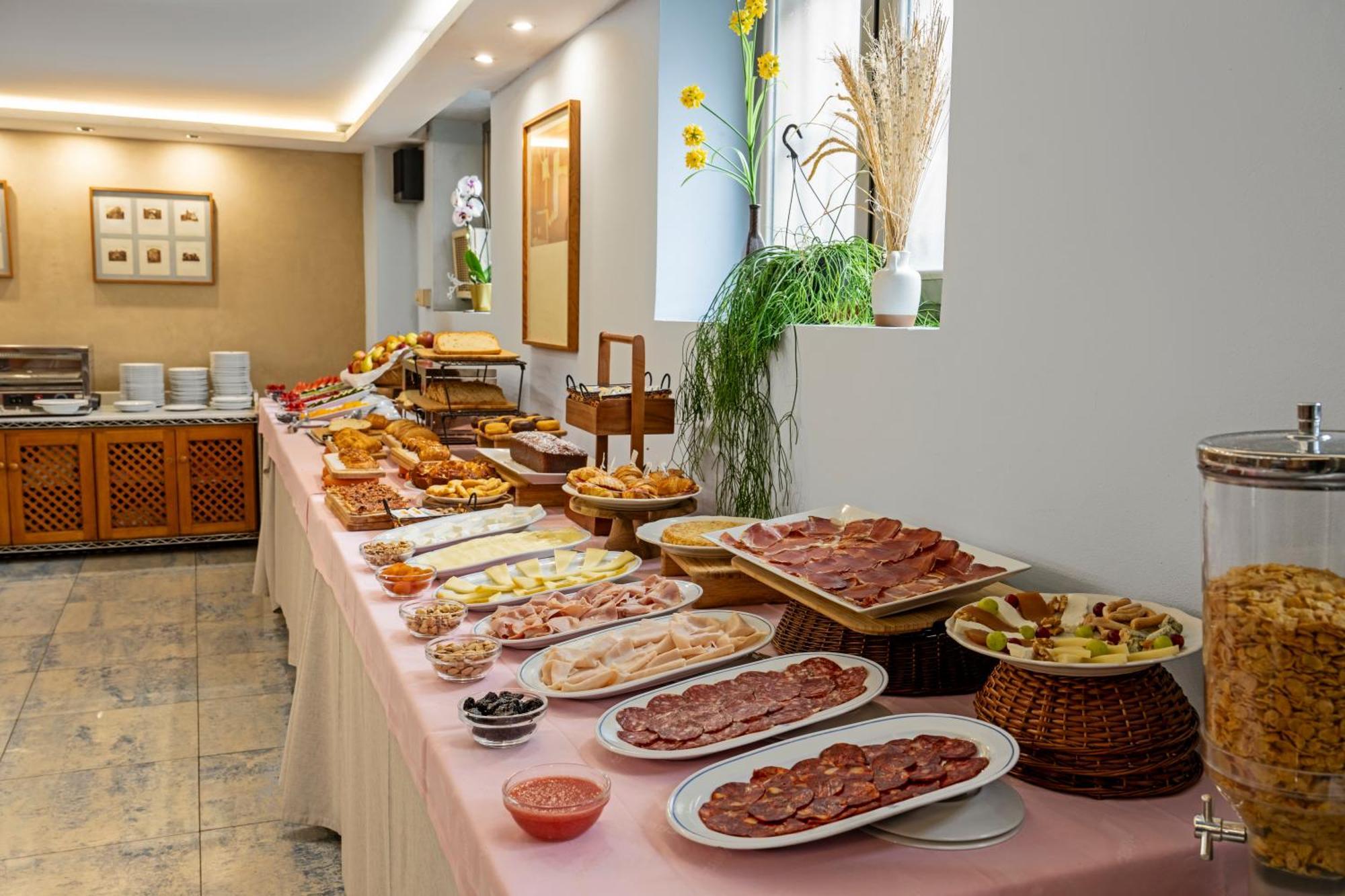 Hotel Faranda Marsol Candas, Ascend Hotel Collection Bagian luar foto