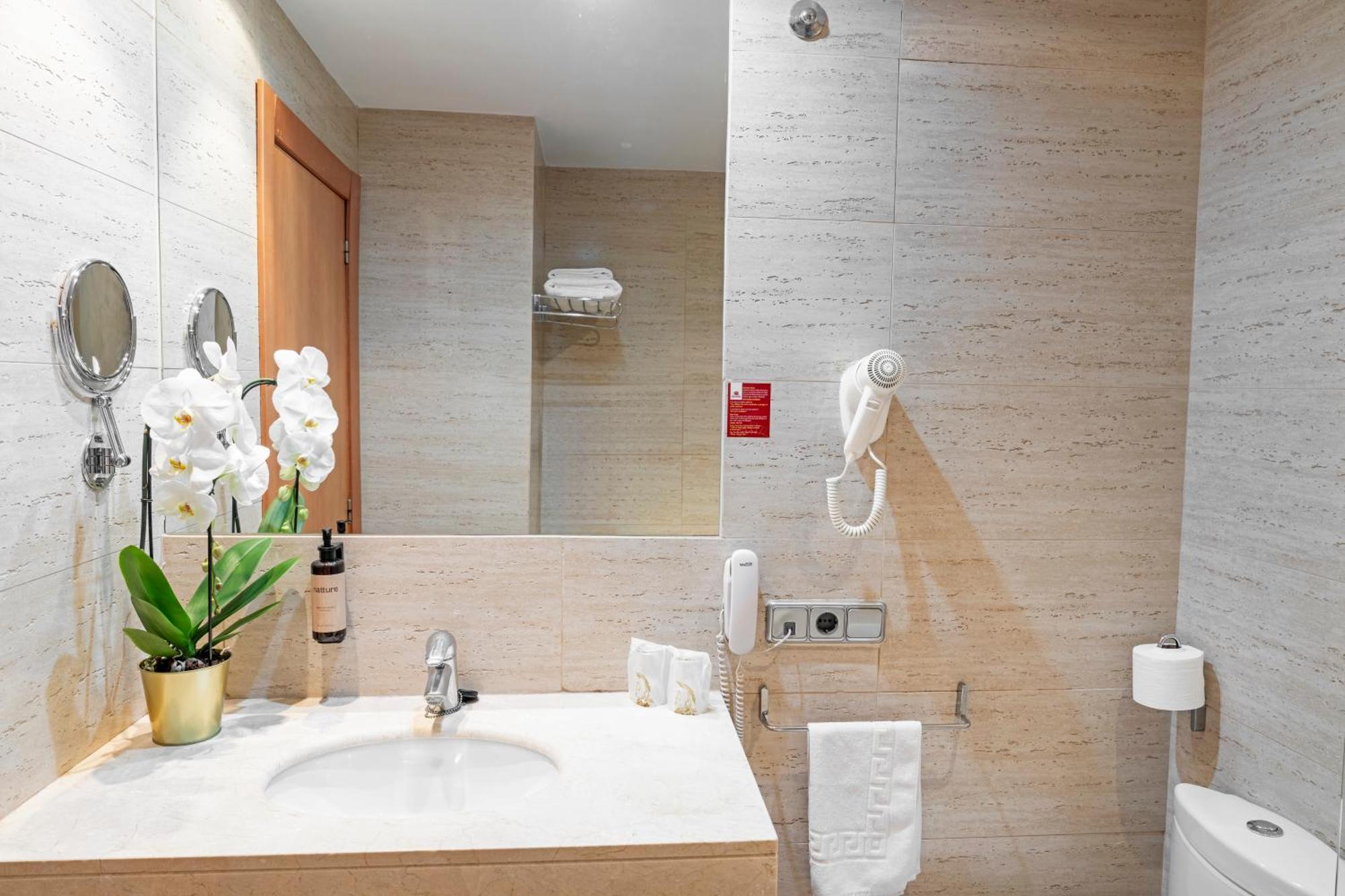 Hotel Faranda Marsol Candas, Ascend Hotel Collection Bagian luar foto